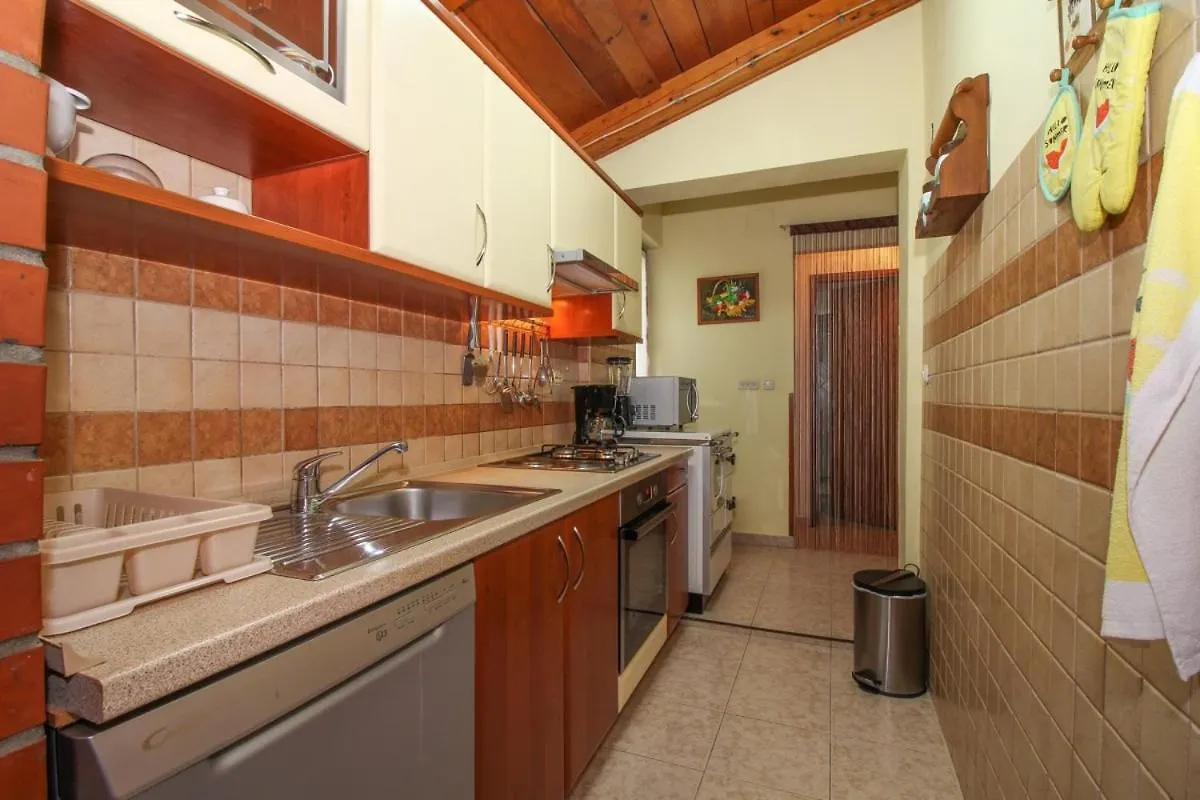 Klen In Smoljanci Villa Svetvincenat Holiday home