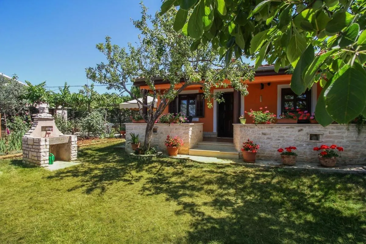 Holiday home Klen In Smoljanci Villa Svetvincenat