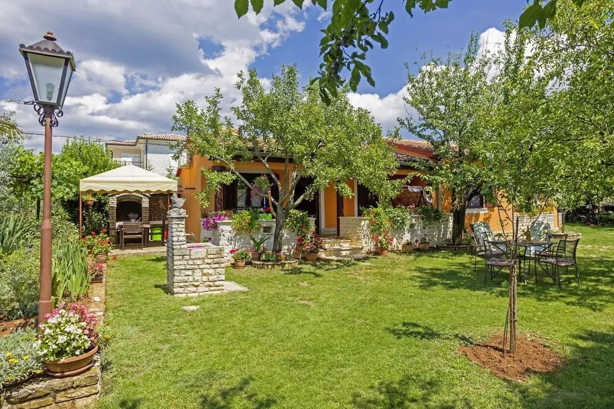 Klen In Smoljanci Villa Svetvincenat